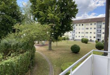2 Zimmerwohnung + 55qm + Küche + Balkon + Parkplatz, Gerlingen - 950 (kalt)