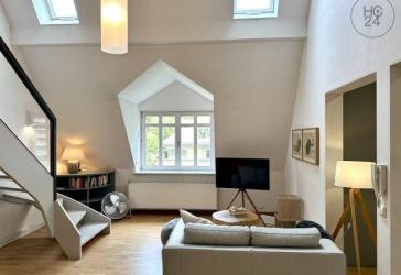 TOP MÖBLIERTE Galerie-Wohnung in Leipzig (nahe Auenwald) mit Designmöbeln