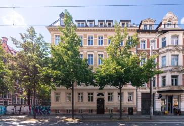 DER LEIPZIGER SÜDEN RUFT // 3,5-Raum-Wohnung mit Süd-Balkon