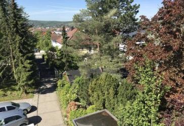 Dachgeschosswohnung in bester Lage mit tollem Blick