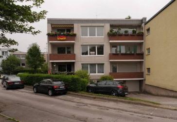 Ruhige, sanierte 3,5 Zimmer Wohnung