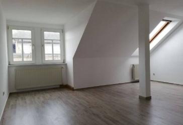 2-Zimmer Wohnung mit EBK in Krankenhausnähe