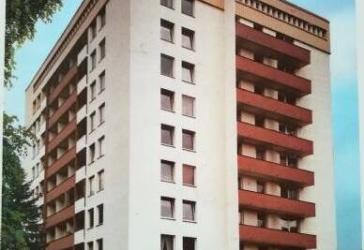 Helle Wohnung im 1. Stock-mit Balkon