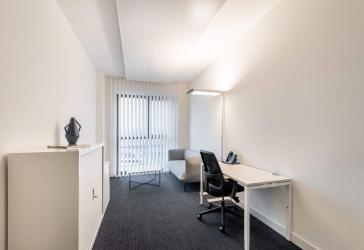 Privater Büroraum für 1 Person in Regus Kaistraße