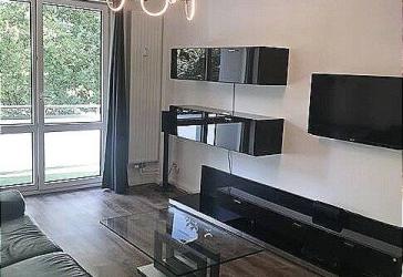 Top möblierte und gut geschnittene 2-Zimmer-Wohnung mit Süd - Balkon am Park - Barmbek-Süd/ Ab 01.10.2024