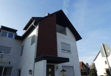Wohnen neu definiert: Großzügige, sanierte Wohnung für gehobene Ansprüche!
