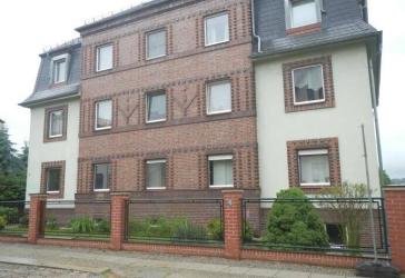 Sonnige 2-Zimmer-Dachgeschosswohnung, ruhige Lage in Werdau sucht neue Mieter
