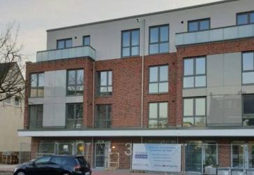 Moderne 3-Zimmer-Nichtraucherwohnung im Stadtzentrum von Tornesch mit großer Terrasse, von PRIVAT, wie NEU,