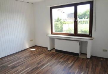 Schönes Apartment in ruhiger Grünlage mit Einbauküche