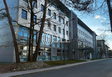 Bezugsfreies Büro im Businesspark Nordostpark - provisionsfrei mieten!