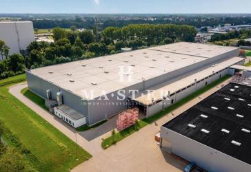 Lager/Produktionshalle in Bremen zu vermieten! | Rampen & ebenerdige Rolltore!