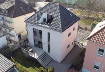 *Seltene Stadtvilla in zentraler Lage *