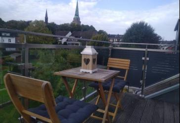 Aachen-Brand: Modern möbl. 2-Zi.-Whng m. Balkon und PKW Stellpl.