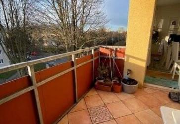 KS-Nähe Vorderer Westen, schöne, großzügige 3 Zimmer, Küche, Bad, Balkon