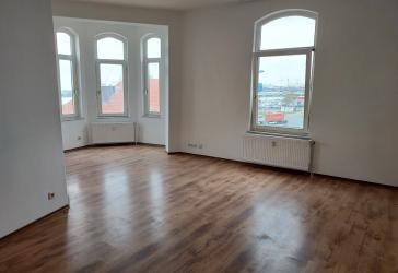 3 Zimmer Wohnung mit Weserblick im 4.OG, 85 m² gut geeignet für sportliche Familien