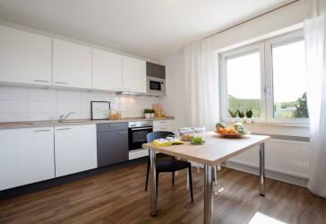 WG sucht Mitbewohner im Studentenwohnheim Stay + Study