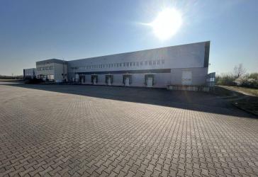 Attraktive Gewerbekomplex in Neuss | ebenerdige + Rampenandienung | Stellplätze vorhanden