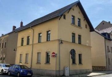 3 Raum Dachgeschoß mit Stellplatz und Balkon - Kapitalanlage - vermietet WE3