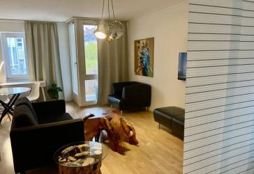 Lehel: Großzügiges Apartment - Nähe Englischer Garten