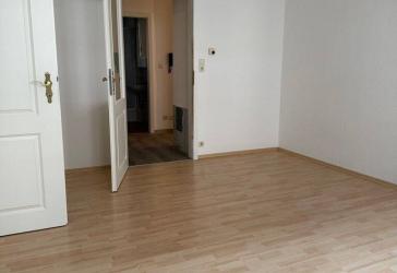 4 Zi.-EG-Wohnung Altbau ca. 92 qm Zentrum Fürth