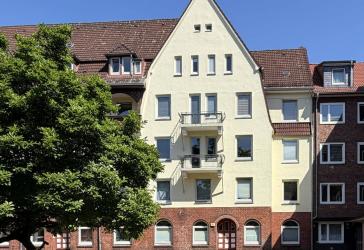 Alt-Wilhelmsburg- 2 Zimmer Wohnung mit modernem Bad uns Dielenboden!