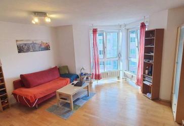 Einziehen und Wohlfühlen - Attraktive möblierte1 Zimmer Wohnung mit Tiefgaragenplatz in guter und ruhiger Wohnlage von Nürnberg