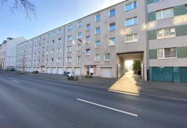 ACHTUNG SOMMERAKTION ! Geräumige Kapitalanlage mit Balkon in D-Rath! Provisionsfrei!