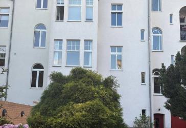 großzügige Dachgeschoßwohnung - sucht Nachmieter für baldige Nutzung.