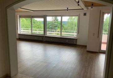 Schöne 3,5 Zimmer Wohnung in Ansbach-Eyb incl. Garagenstellplatz