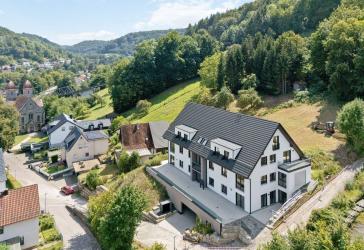 Künzelsau, 3,5 Zimmerneubauwohnung, Top Rendite für Kapitalanleger Preis je m2 3.722 Euro. Vermietet an solvente Mieterin ab 1.April 2026