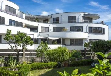 Exklusive, moderne 2-Zimmerwohnung mit großem Südbalkon