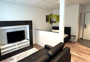 Schönes 1-Zimmer-Apartment, praktisch möbliert & komplett ausgestattet, zentral in Niederrad