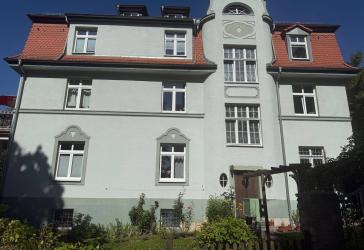 herrschaftliche 6,5 Zimmerwohnung in einer liebevoll, sanierten Villa in begehrter Wohnlage von Jena