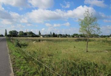 vollerschlossenes Industrie- und Gewerbegrundstück in der Hansestadt Stendal östlich und westlich (2 separate Grundstücke)
