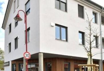 Top saniertes Wohn- u. Geschäftshaus in Berlin-Tegel