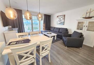 Hochwertiges., modernes Komfort-Plus-Apartment in Strandnähe mit großzügigem Balkon.