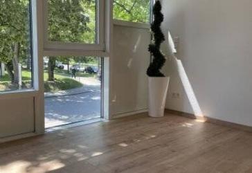 Wohnung gesucht? Diese 2-Raum-Wohnung in einer begehrten Lage im Regensburger Westen sucht neue Mieter!