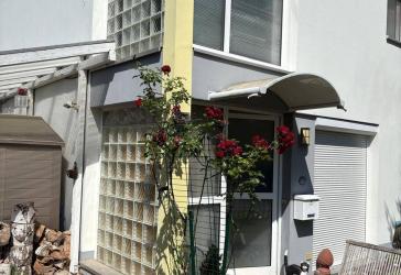 Ruhig gelegenes Reihenendhaus