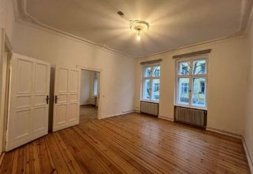 ERSTKLASSIGE STUCKWOHNUNG - IM EXKLUSIVEN GRÜNDERZEITALTBAU- unweit Fasanenplatz