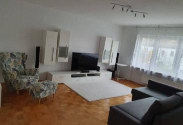 Zu Vermieten - 4-Zimmer-Wohnung mit Balkon in Regensburg-Nord