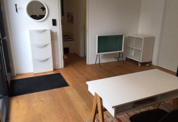 MODERNER LUXUS IN BEVORZUGTER LAGE- 2-Zi-Ap., Terrasse, WLAN, in S.-Degerloch - 2462