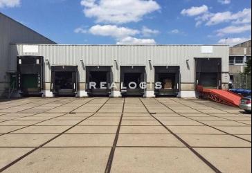 LOGISTIK | HOCHREGAL | RAMPE | ANLIEFERUNGSHALLE
