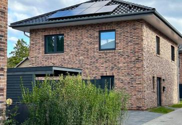 Stilvolles Toskana-Einfamilienhaus mit Top-Ausstattung in ruhiger Sackgassenlage