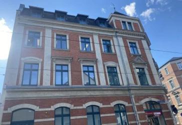 helle 2-Raum-Wohnung im DG _3