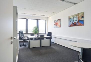 Rundum-sorglos-Büro mit Empfangsdienst & Highspeed-Internet!*