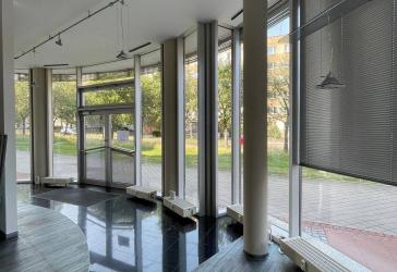 Moderne Ladenfläche im Stadtzentrum