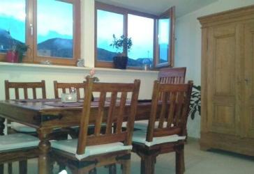 Herzlich willkommen in Ihrem neuen Zuhause! 2 Zimmer + Balkon, ruhige Lage, hell und mit herrlicher Aussicht!
