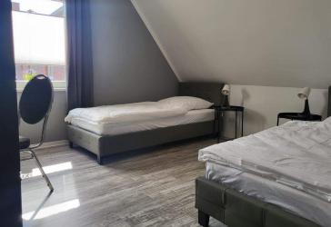 *Moderne zentrale Monteur- & Ferienwohnung/ Monteurzimmer*