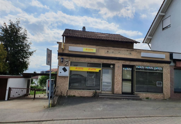 Pforzheim-Büchenbronn-Zweifamilienhaus mit Ladenfläche