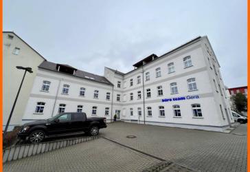 Gewerbe mit 4 Räumen, Küche und WC! Großer Parkplatz direkt am Haus!